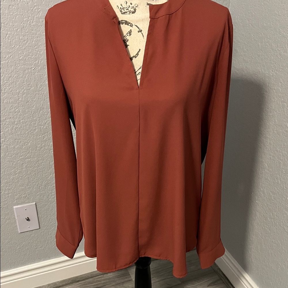 Ann Taylor Rust Split V-Neck Long Sleeve Blouse